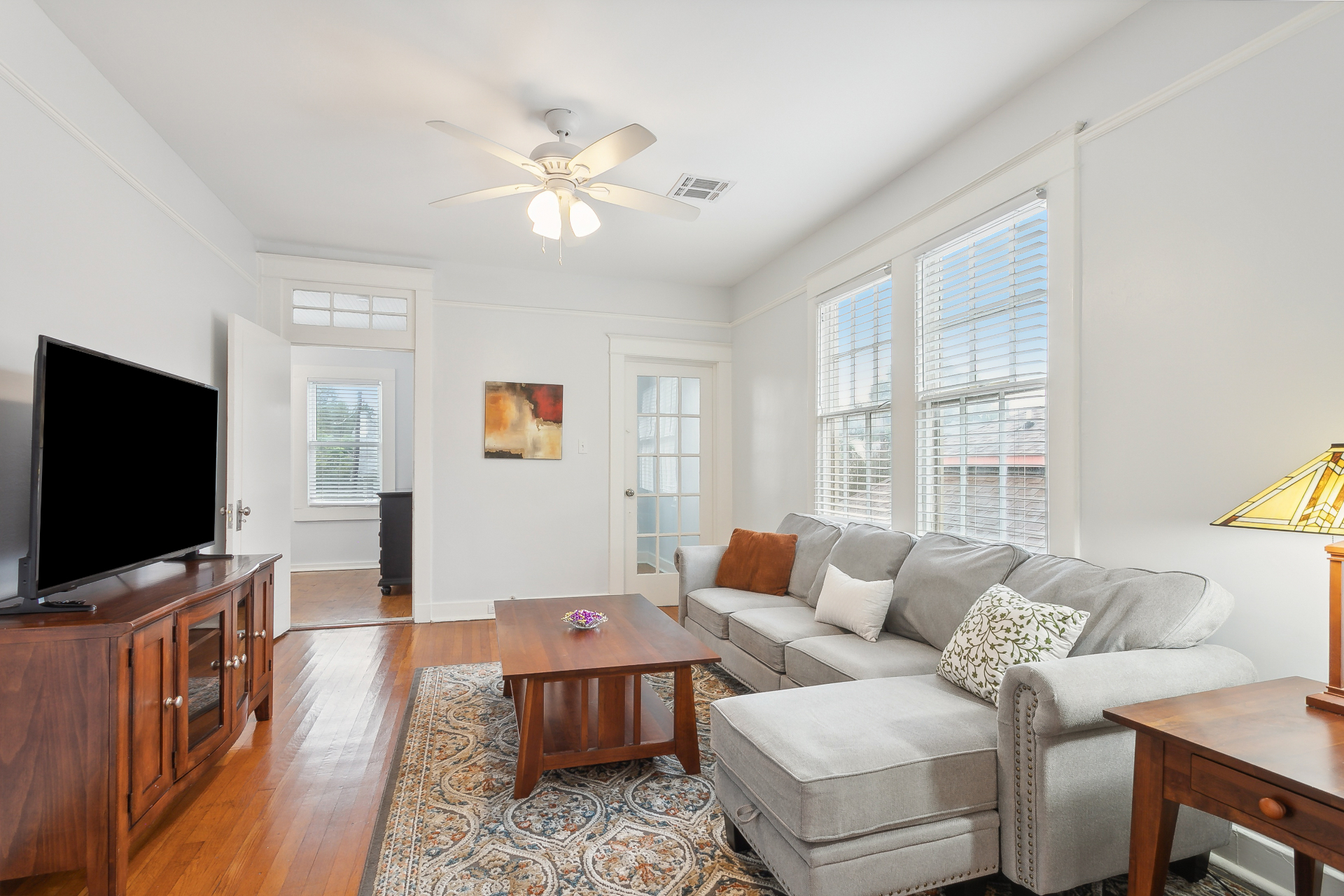 2211 Broadway 2